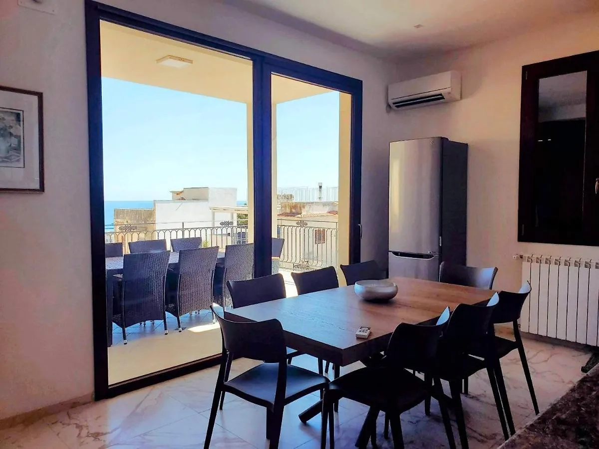 Palazzo Del Golfo Apartment Castellammare del Golfo 0*,  Italy